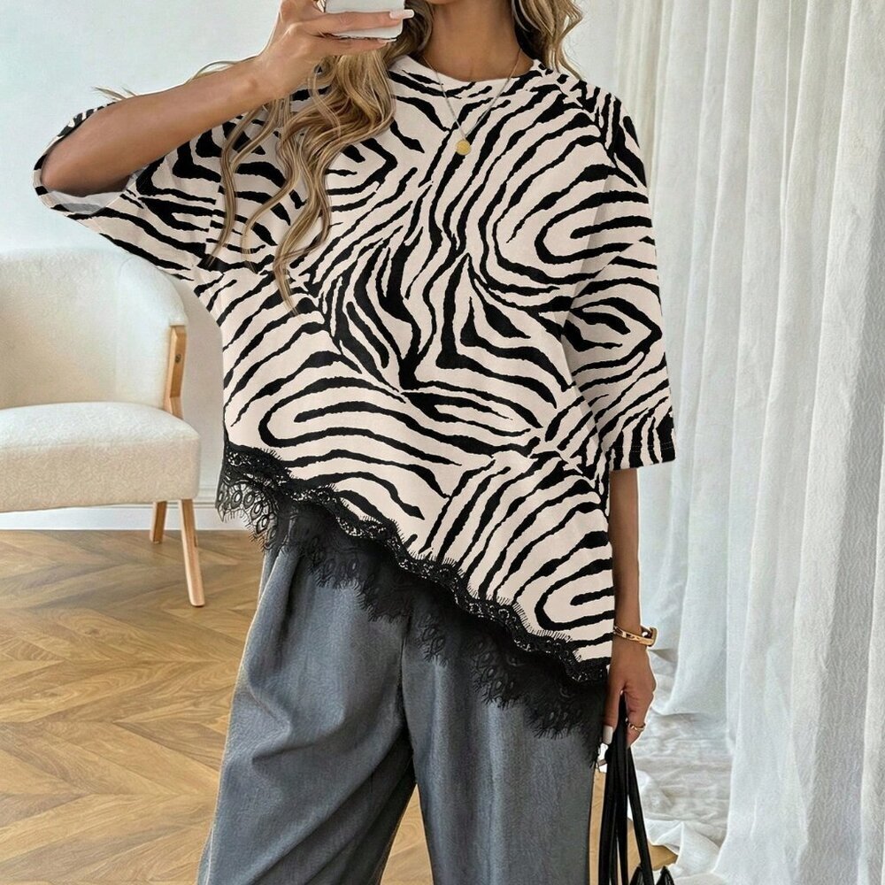 Multicolor Casual Women's Animal Print Asymmetric Hem Lace Patchwork T-Shirt